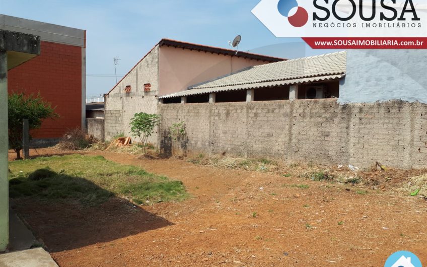 Casa com Terreno juntos a Venda